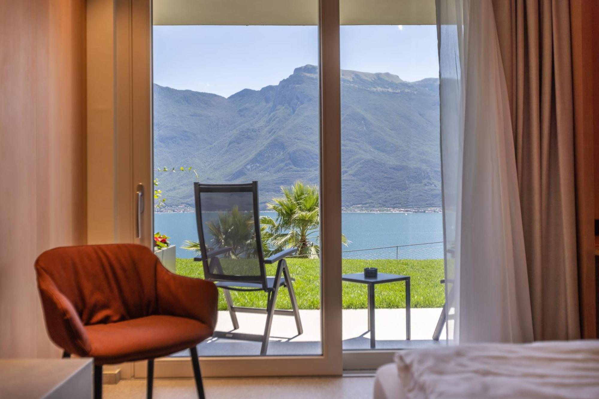 Llac Living Nature Hotel Limone sul Garda Habitación foto