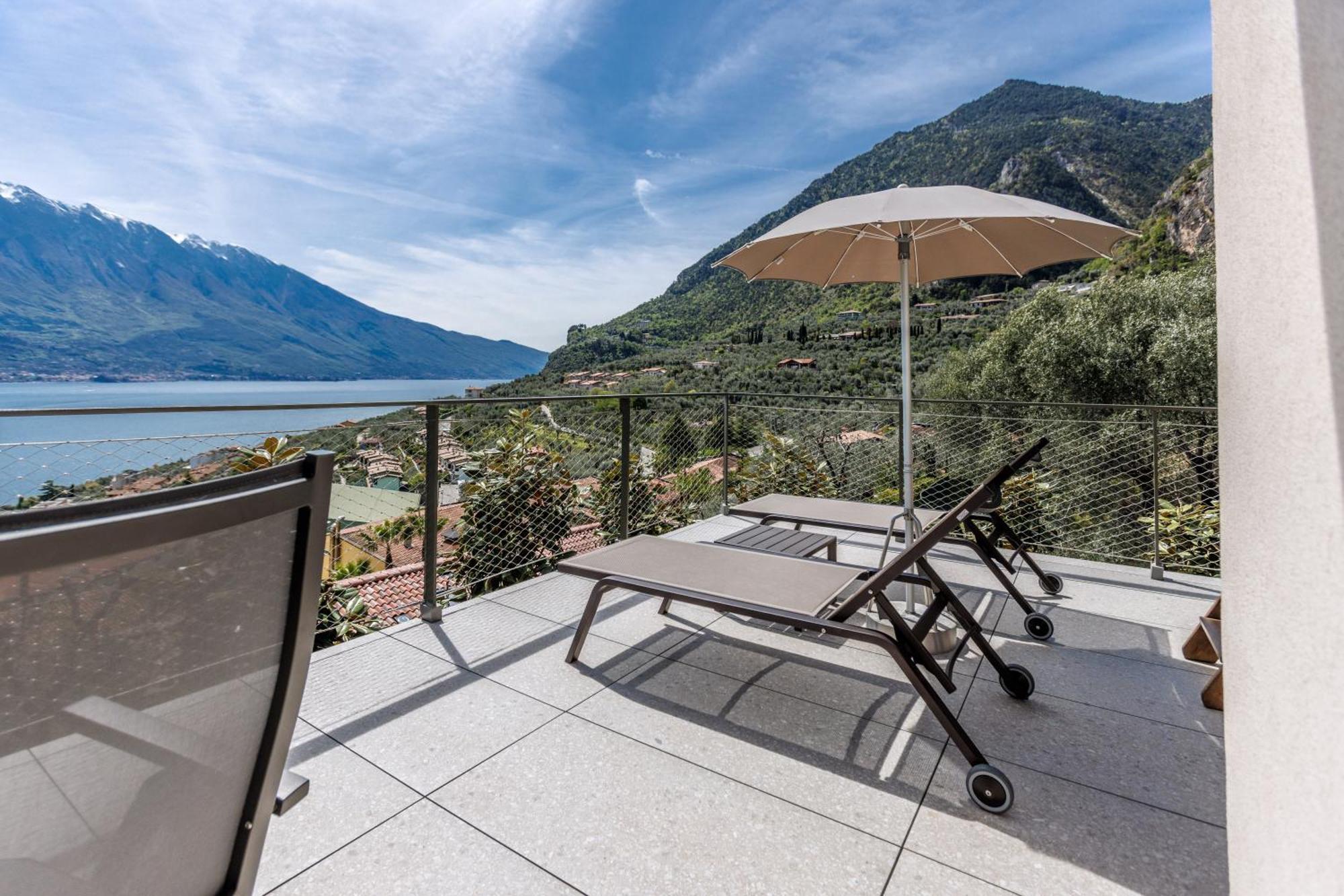 Llac Living Nature Hotel Limone sul Garda Habitación foto